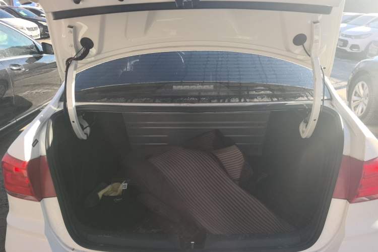 Used Volkswagen Santana 2021 1.5L Automatic Fashion Edition