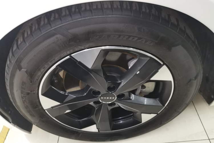 Used Zeekr 001 2023 WE Edition 86 kWh Left Front Wheel Hub