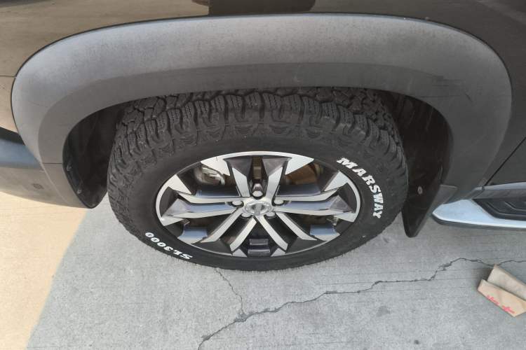 Used Haval DARGO 2021 1.5T DCT Two-Wheel Drive "Mǎquǎn" Edition Left Front Wheel Hub