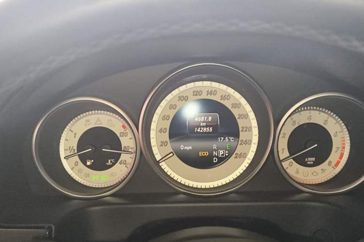 Used Mercedes-Benz E-Class 2015 Revised E 260 L Sporty and Stylish Edition Instrument Cluster