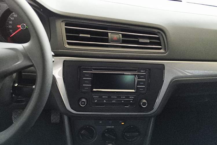 Used Volkswagen Lavida 2019 Lavida Start 1.5L Automatic Trendy Version China VI Standard