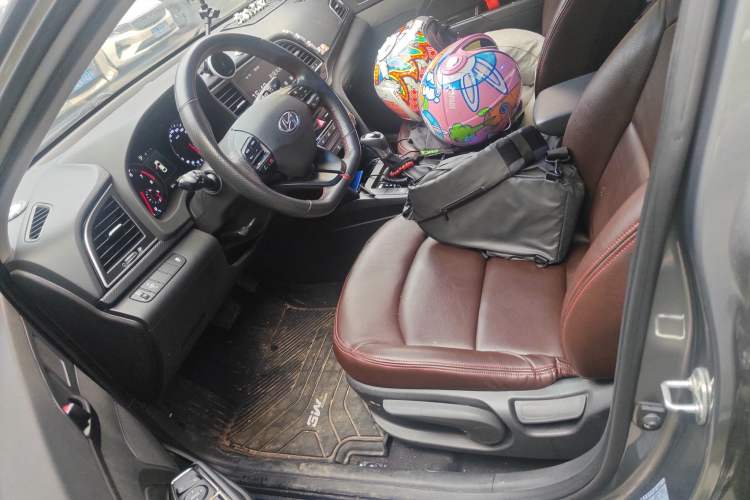 Used Hyundai Elantra (6th Generation / Lingdong) 2019 1.4T Dual-Clutch Xuan Dong · Dynamic Model