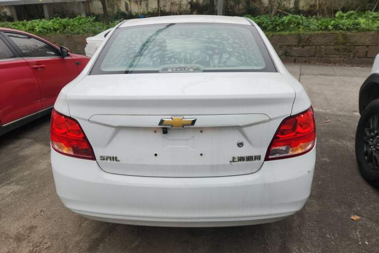 Used Chevrolet Sail 2015 Sail 3 1.3L Manual with Ideal Sunroof Edition
