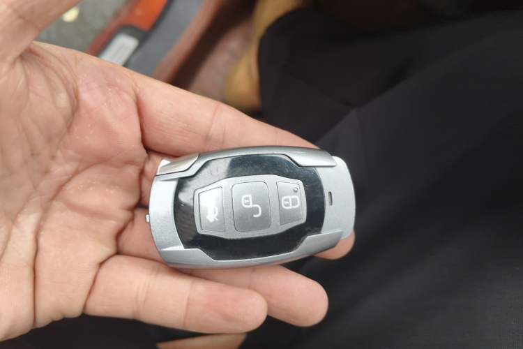 Used BYD Song 2016 2.0TID Automatic Prestige Edition Vehicle Key