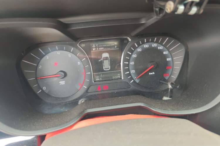 Used GAC Trumpchi GS4 2017 235T Manual Two-Wheel Drive Luxury Edition
