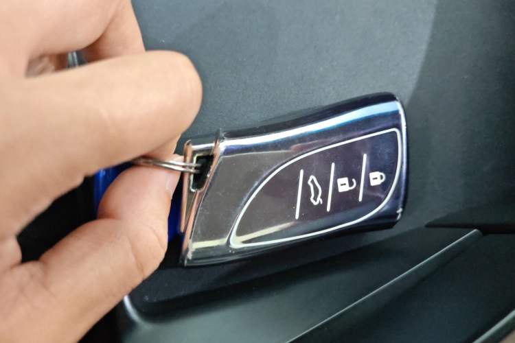 Used Lexus ES 2022 200 Excellence Edition
