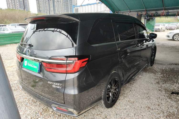 Used Honda Odyssey 2022 2.0L eHEV Sharp·Luxury Edition Rear Right 45 Deg