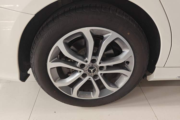 Used Mercedes-Benz C-Class 2018 C 180 L Fashion Edition Sport Version
