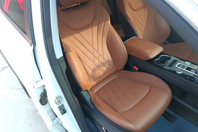 Used Chery Tiggo 8 PLUS 2022 290TGDI DCT Luxury Edition
