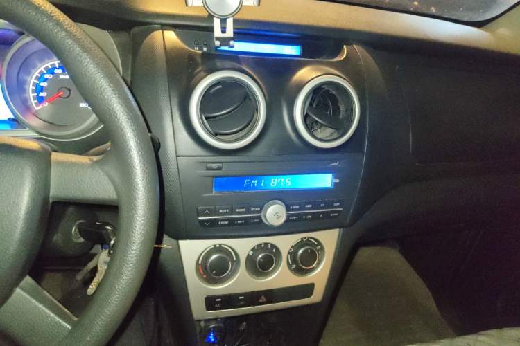 Used CHANGAN KAICHENG Ounuo S 2012 1.3L Base Version Audio And AC Panel