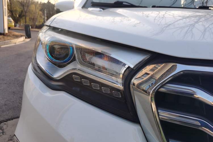 Used Haval H1 2015 1.5L AMT Luxury Model
