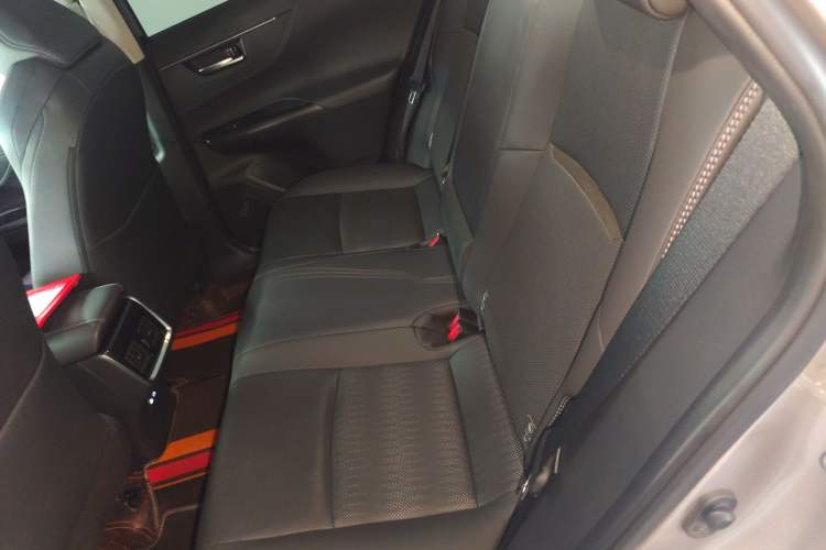 Used Toyota Venza 2023 2.0L CVT Two-Wheel Drive Prestige Version