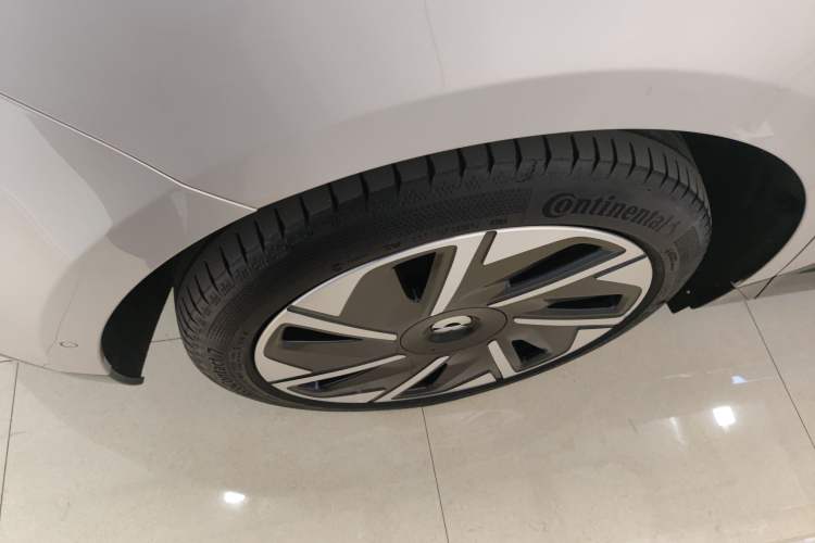 Used Nio ET9 2025 100 kWh