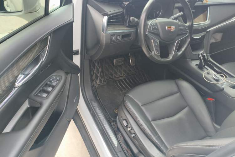 Used Cadillac XT5 2022 2.0T Four-Wheel Drive Luxury Version (Hummingbird Edition)