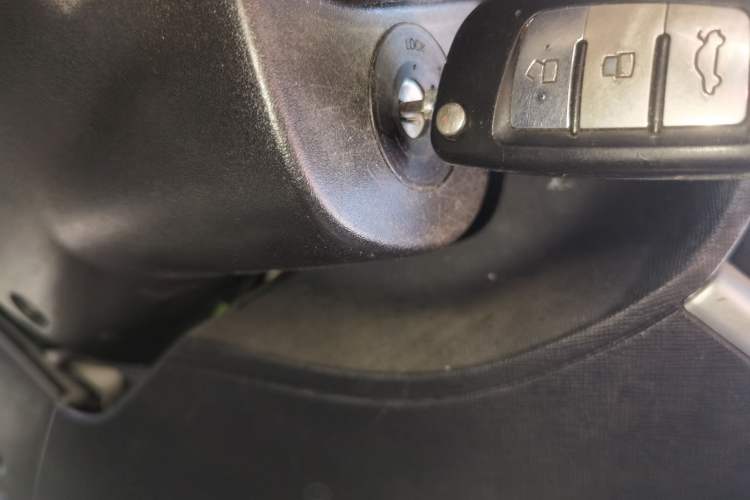 Used Geely Auto Vision X1 2017 1.3L Manual Frenzy Edition