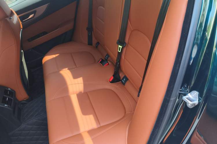 Used Jaguar XEL 2025 2.0T 250 PS R-DYNAMIC 90th Anniversary Edition