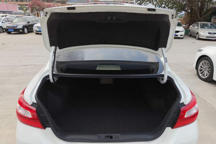 Used Nissan Teana 2016 Revised Version 2.0L XL Comfort Edition Trunk