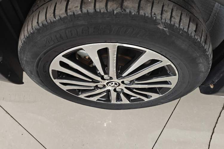 Used Toyota YARiS L Zhi Xuan 2021 X-Trail 1.5L CVT Leading Edition