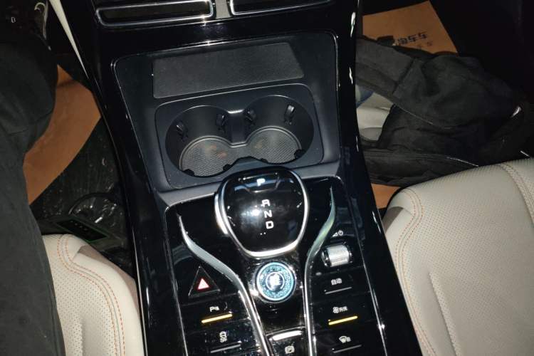 Used BYD Qin PLUS 2024 HONOR Edition DM-i 55KM Leading Model
