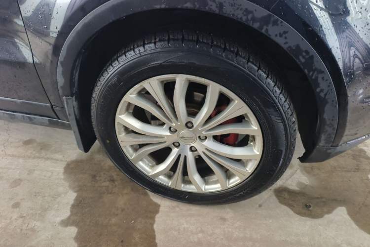 Used Land X7 2016 2.0T Panoramic Prestige Edition