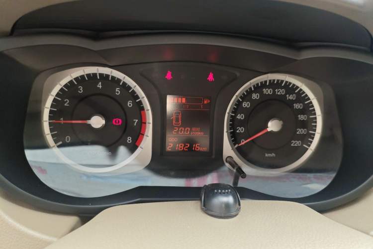 Used Venucia D50 2012 1.6L Manual Comfort Edition Instrument Cluster