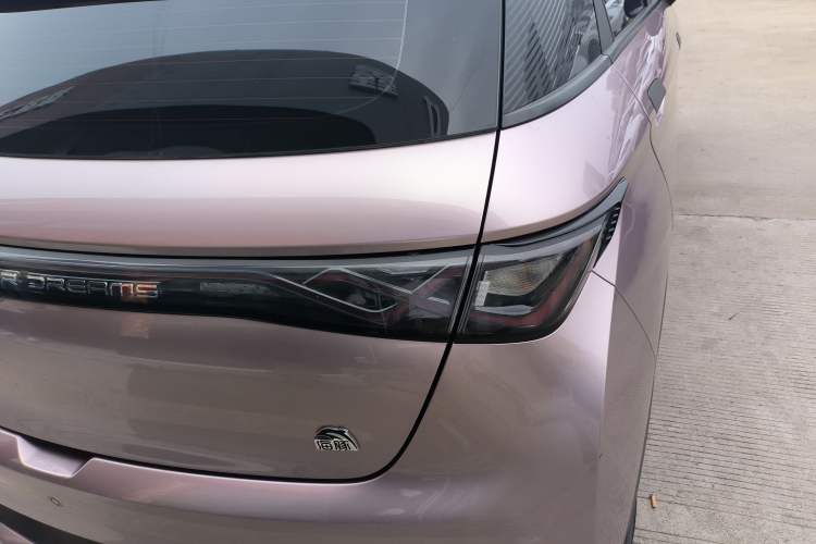 Used BYD Dolphin 2021 405 km Fashion Edition Right Rear Taillight