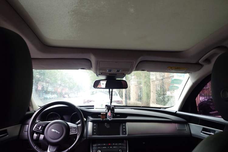 Used Jaguar XF 2016 XF 2.0T Two-Wheel-Drive Luxury Edition