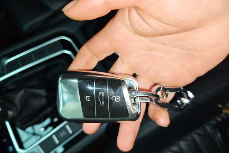 Used Volkswagen Magotan 2018 330TSI DSG Advanced Model
