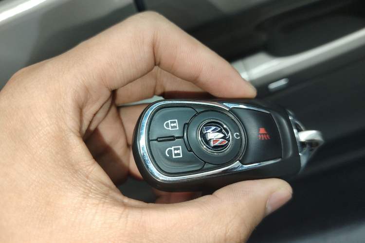 Used Buick GL8 2020 ES Land Cruiser 653T Comfort Edition