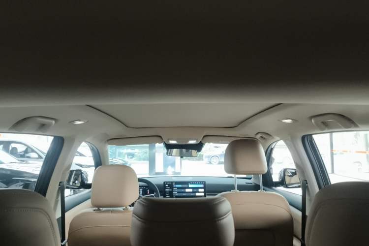 Used Landian E5 PLUS 2025 120km Standard Travel Custom Edition 7 Seats
