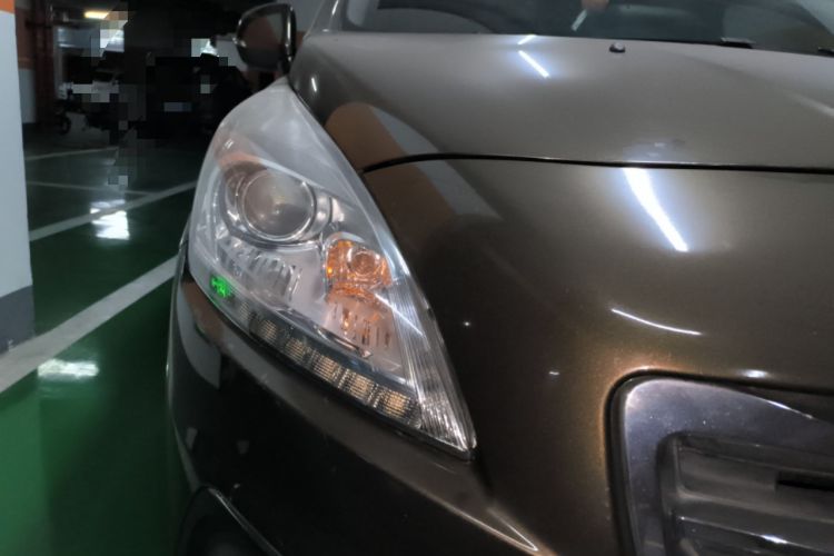 Used Peugeot 3008 2013 2.0L Automatic Trend Edition Right Front Headlight