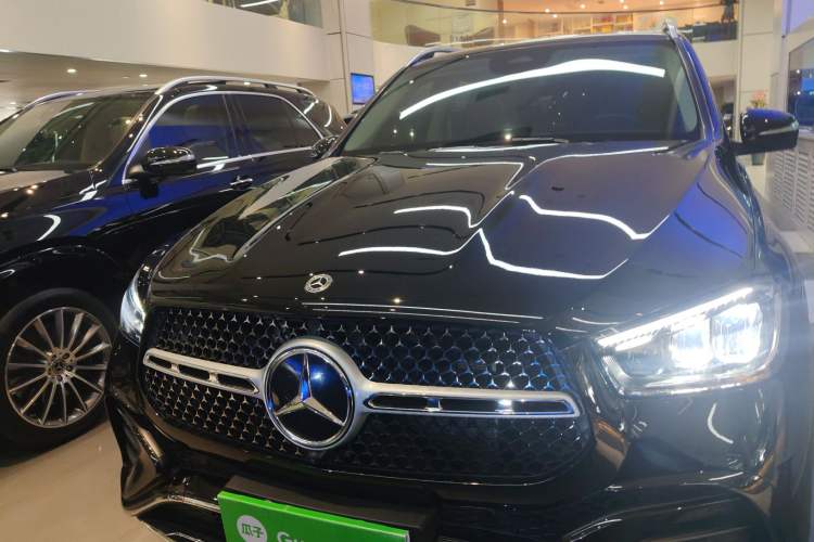 Used Mercedes-Benz GLE 2025 GLE 450 4MATIC Fashion Edition Front