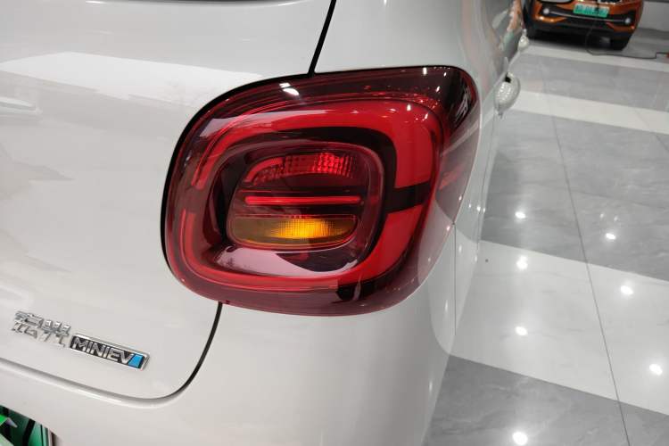 Used Wuling Hongguang MINIEV 2025 Four-Door Version Advanced Edition