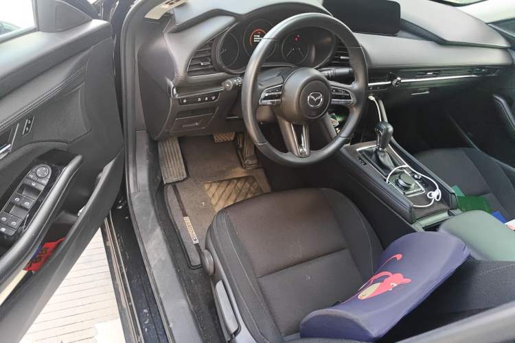 Used Mazda 3 Axela 2022 2.0L Automatic ZhiXuan Edition