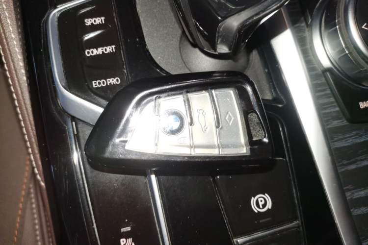 Used BMW 5 Series 2022 Second Facelift 530Li Leading Edition M Sport Package
