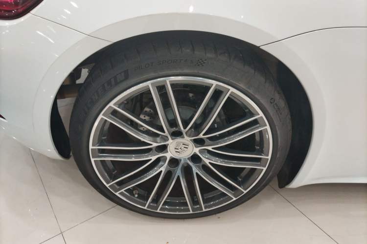 Used Porsche 718 2022 Boxster 2.0T Exterior 5