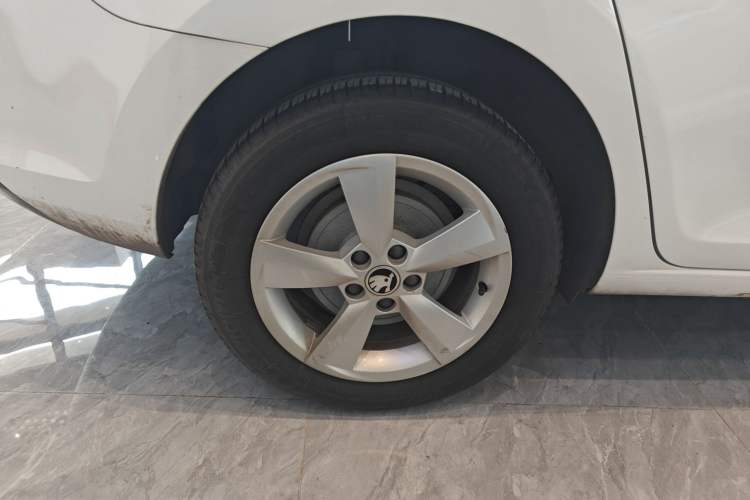 Used Skoda Rapid Spaceback 2016 1.6L Manual Trend Edition