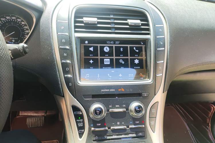 Used Lincoln MKX 2017 2.0T Four-Wheel Drive Zunya Edition
