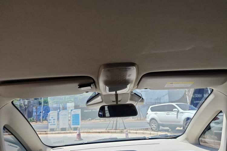 Used Baojun KiWi EV 2023 DJI Edition Lithium Iron Phosphate Headliner