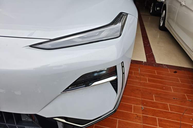 Used Geely Galaxy E8 2025 575 km Exploration Intelligent Driving Edition