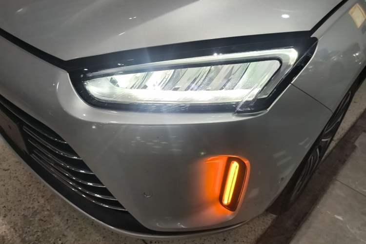 Used Hima AITO M5 2022 Extended-Range Four-Wheel Drive Performance Version
