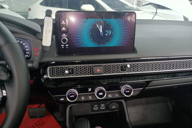 Used Honda Civic 2023 240TURBO CVT Dynamic Edition
