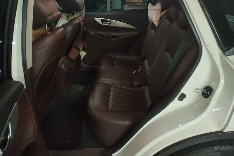 Used Infiniti QX50 2015 2.5L Enjoyment Edition