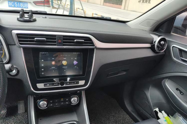 Used MG EZS Electric 2019 E-Pro Edition Audio And AC Panel