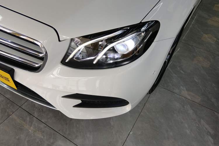 Used Mercedes-Benz E-Class 2019 Restyled E 300 L Sporty and Stylish Edition
