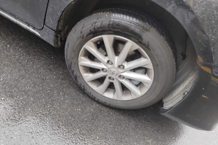 Used Toyota Camry 2012 2.0G Luxury Edition Right Front Wheel Hub