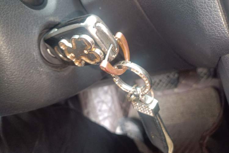 Used Volkswagen Polo 2016 1.6L Automatic Comfort Model
