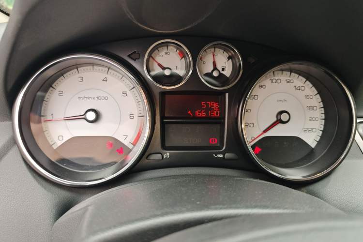 Used Peugeot 308 2013 1.6L Manual YouShang Model
