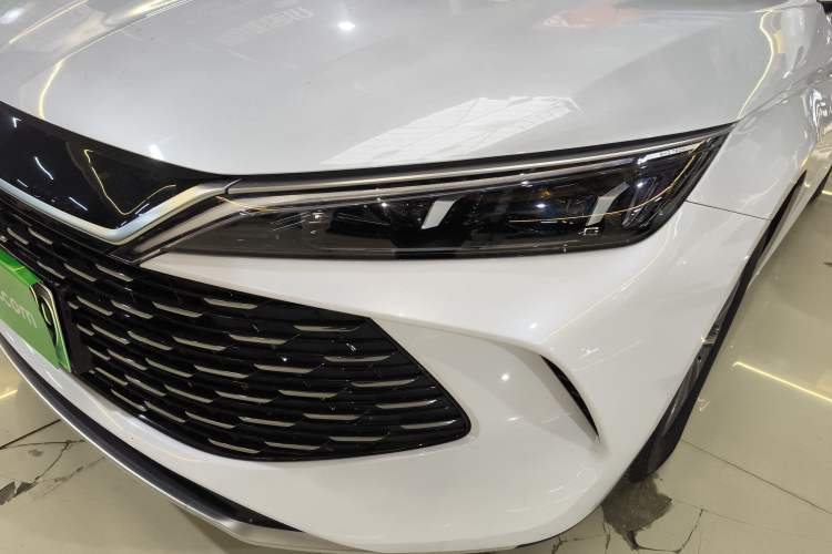 Used BYD Qin L 2024 DM-i 80KM Leading Model
