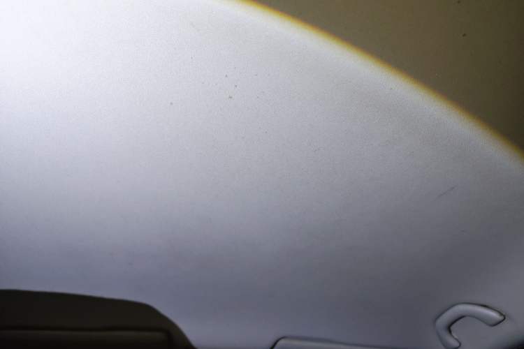 Used Volkswagen Bora 2014 1.6L Automatic Fashion Model Headliner